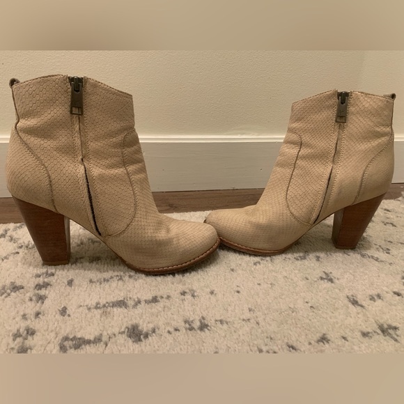 Joie beige bootie - Picture 7 of 8